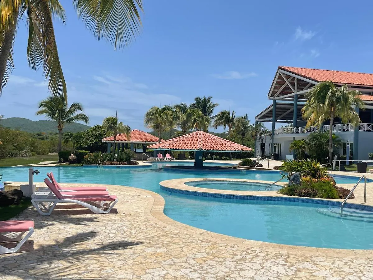 קולברה 3104 Costa Bonita Beach Condo Culebra וילה